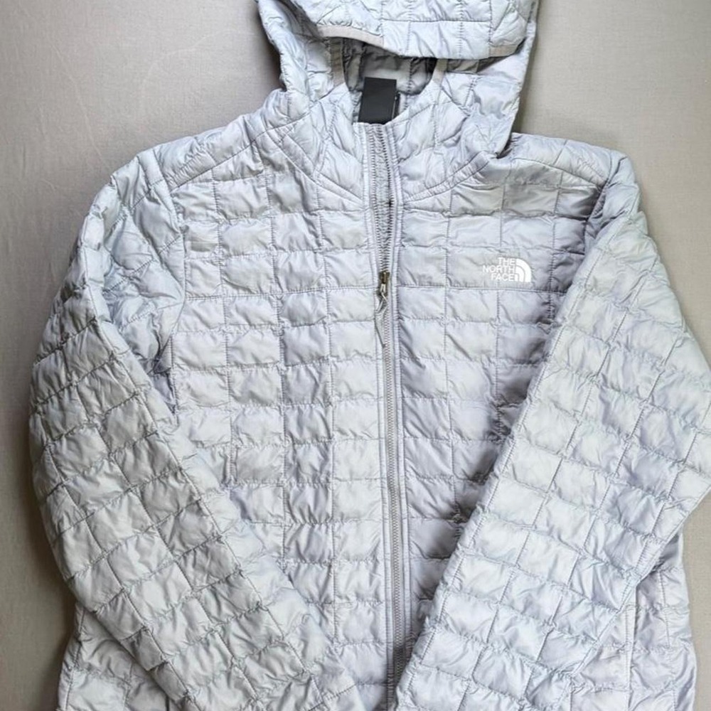Thermoball north face parka